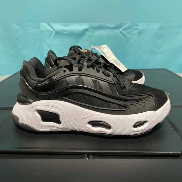 ADIDAS OZNOVA WOMENS 6.5 YOUTH 4.5 BLACK AND WHITE SOLD OUT COLOR @ ADIDAS - Picture 3 of 6